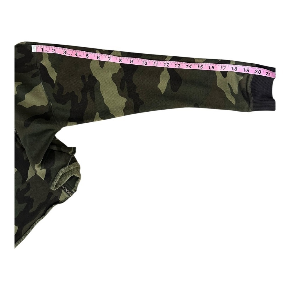 Forever 21 Camo Cropped Full Zip Hoodie Women's Medium Activewear Jacket SizeM - Picture 4 of 7